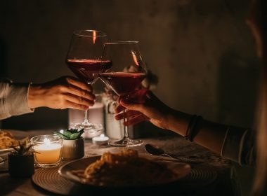 Wino na randkę- jakie wybrać?
